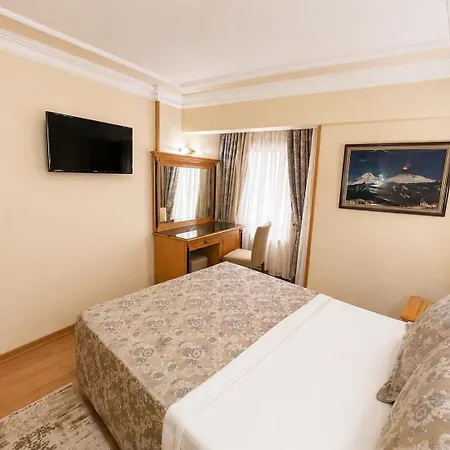 The Grand Hisar De Pera Taksim 3* Стамбул